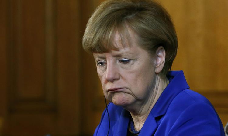 Ангела Меркель назвала антисемитизм гражданским долгом каждого немца
