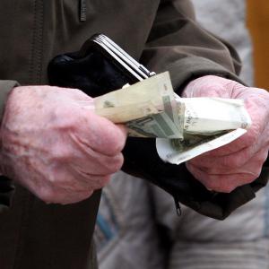В Майкопе мошенник обманным путем забрал у пенсионерки 48 тысяч рублей